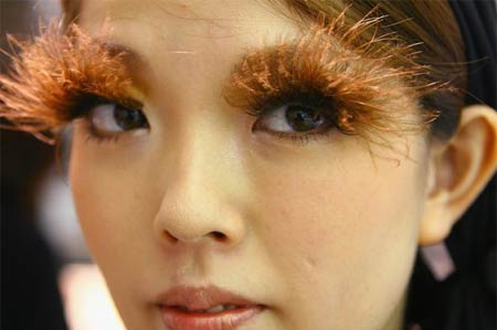 buy false eyelashes