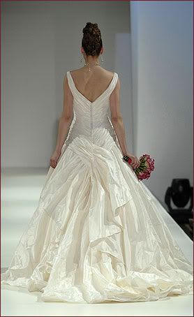 wedding dress back Pictures, Images and Photos