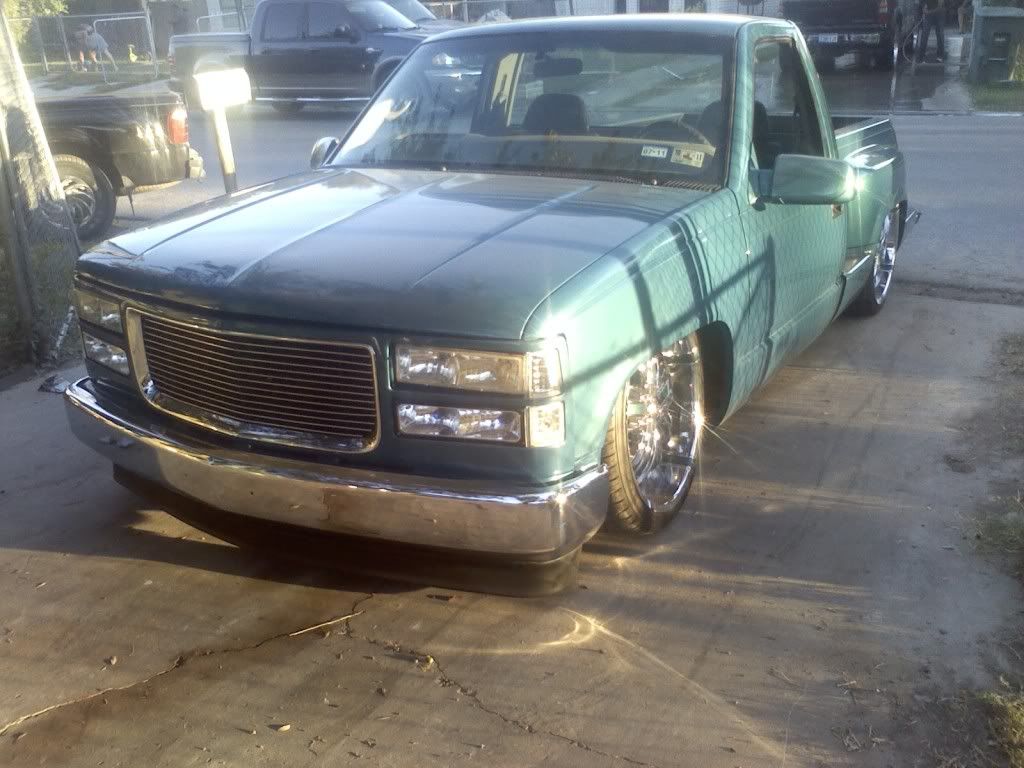 R2R Trucks