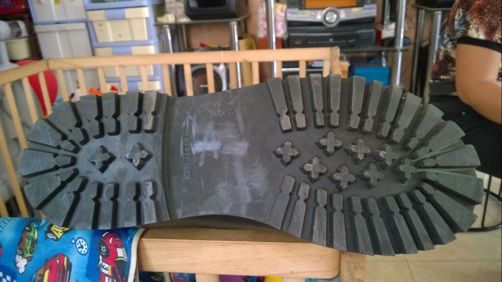 Cần thanh lý 3 đôi giày size khủng cho các Anh đi Môtô