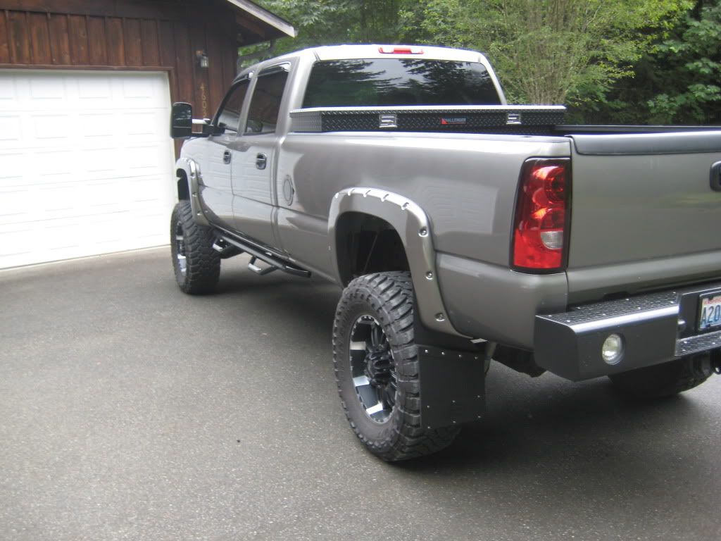 2006 chevy silverado mud flaps