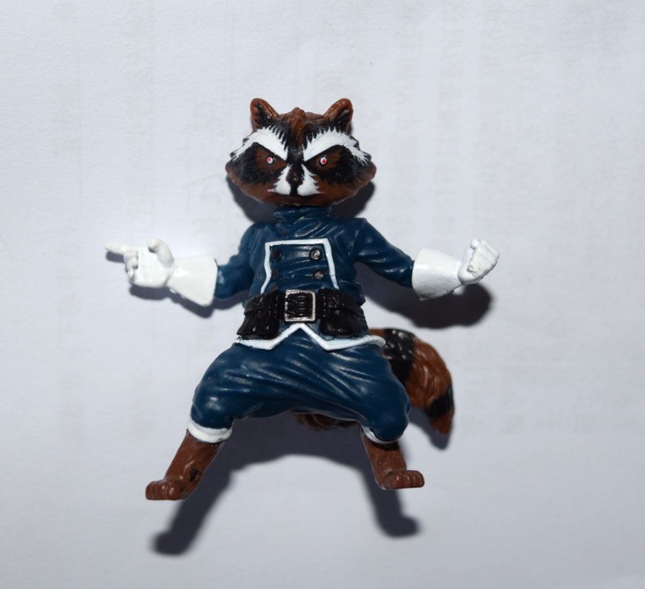 rocket raccoon figure